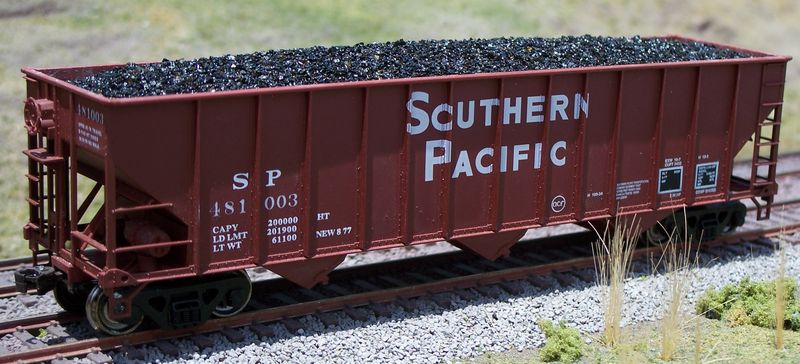HO - Coal Loads For Bowser 100 Ton 3-Bay Hopper
