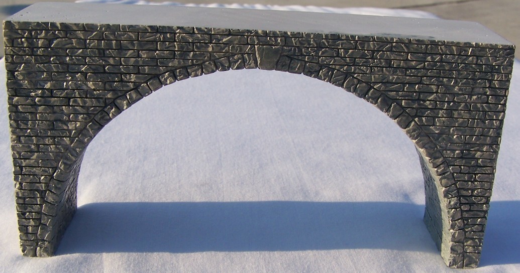 HO - Single Track  Arch Bridge