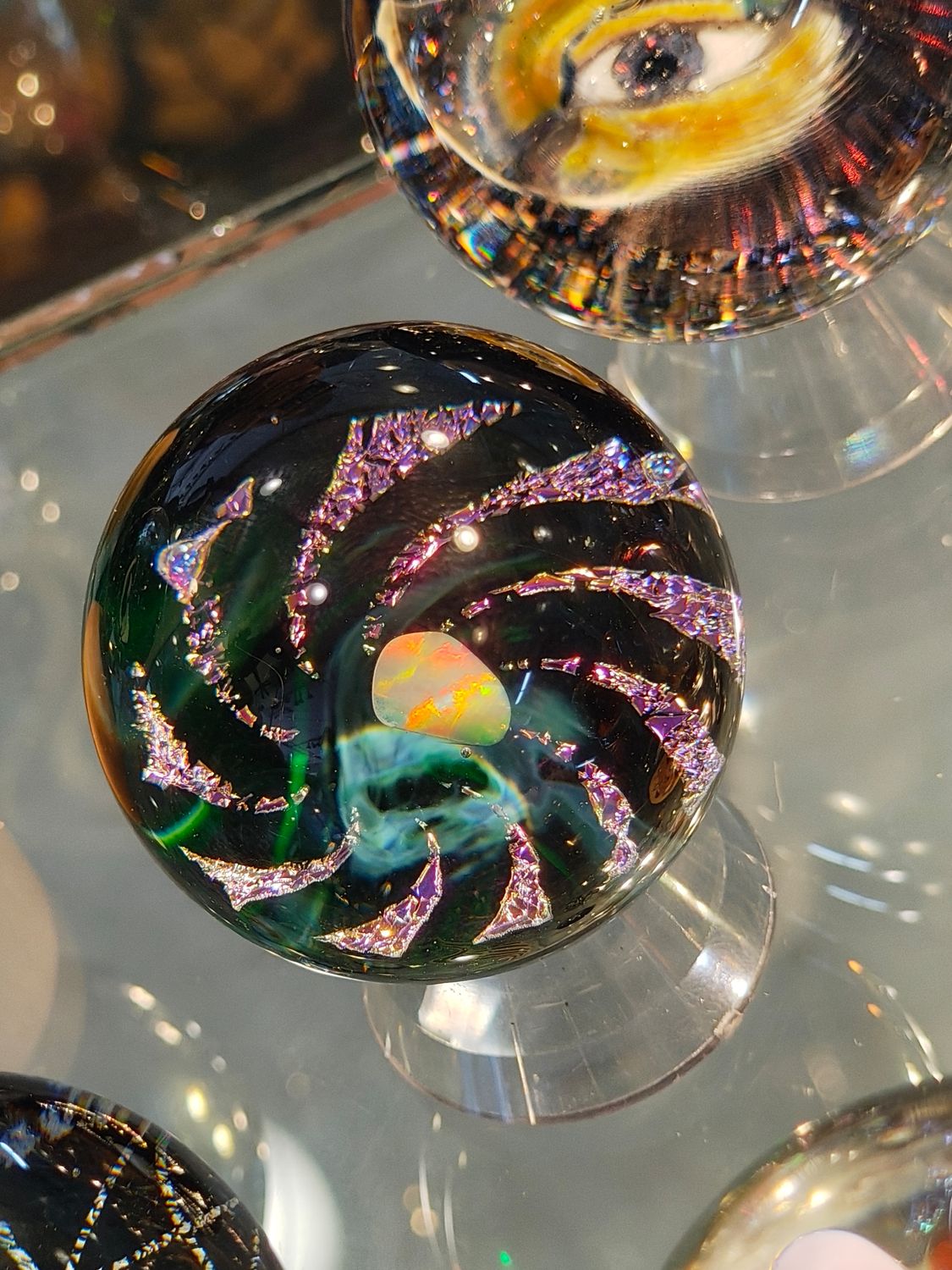 Dichroic marble with opal and eye murrine