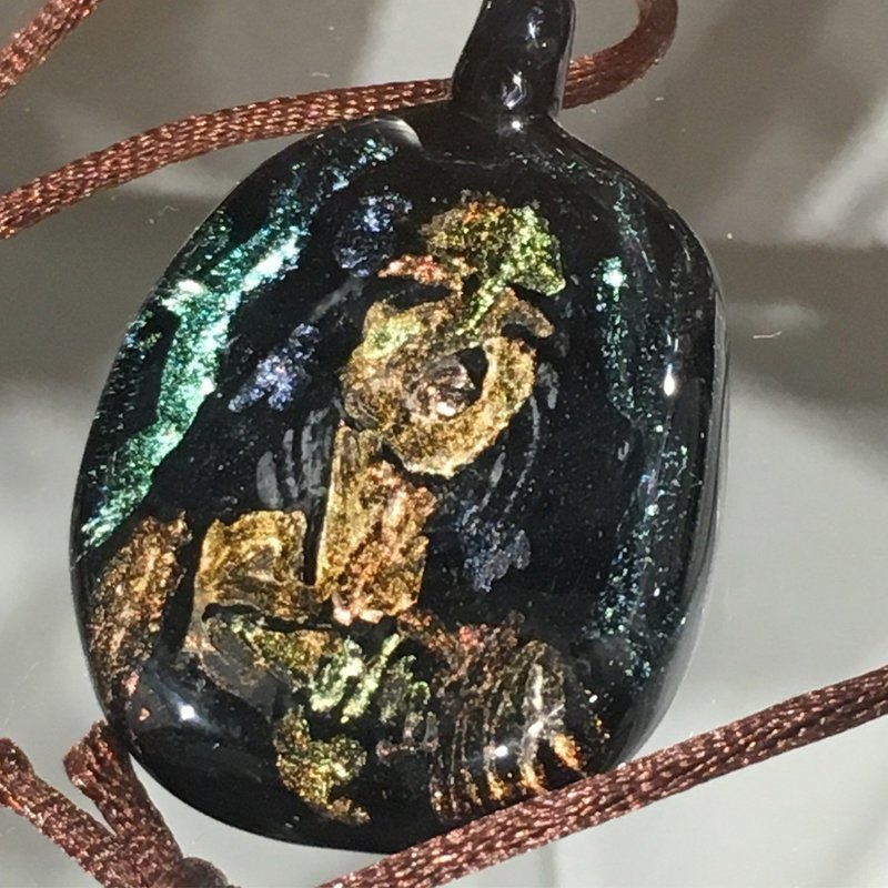 Devadita Dichroic Face Black Hair 
