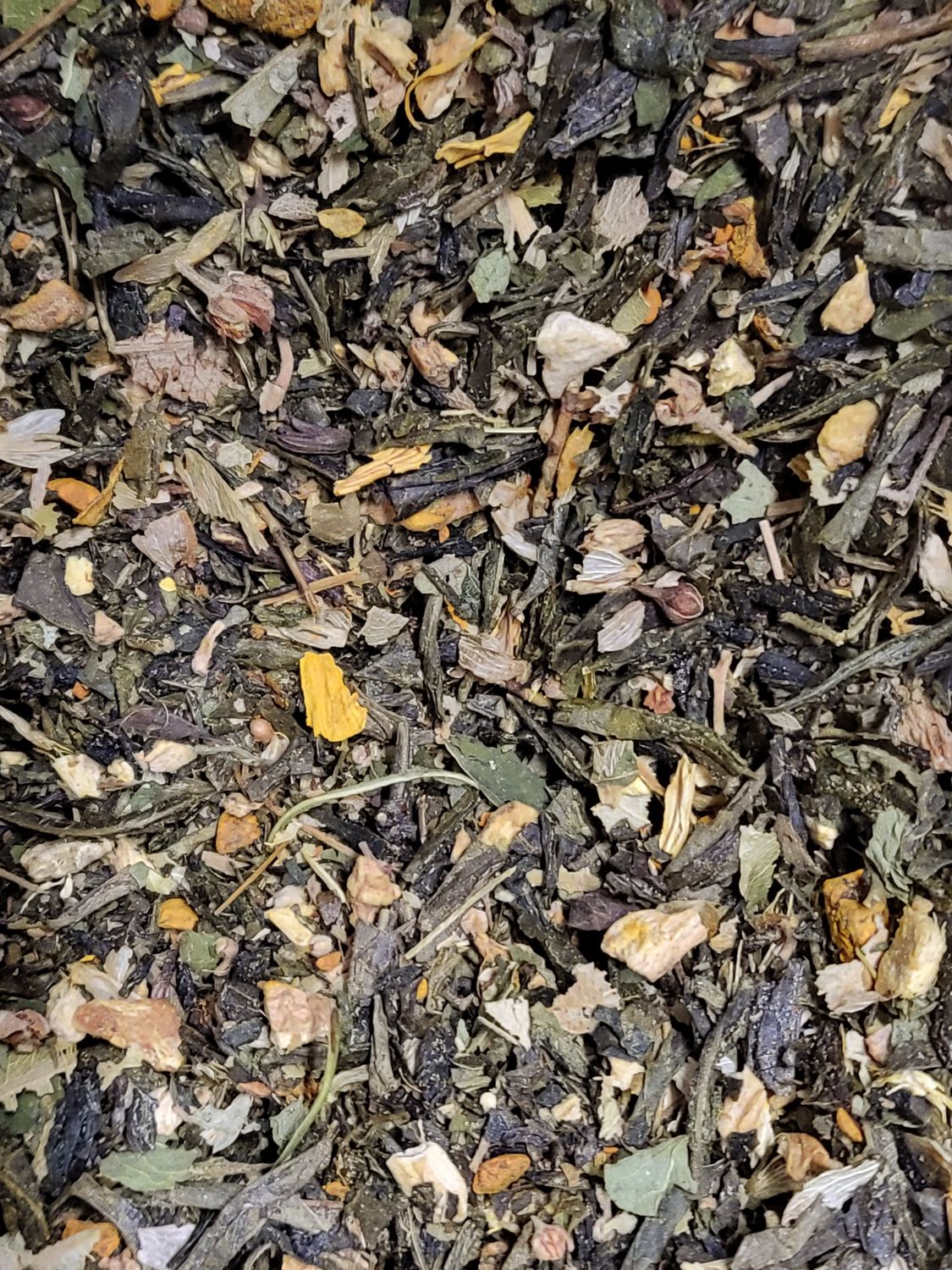 Grüner Tee mit Kräuter natürlich
