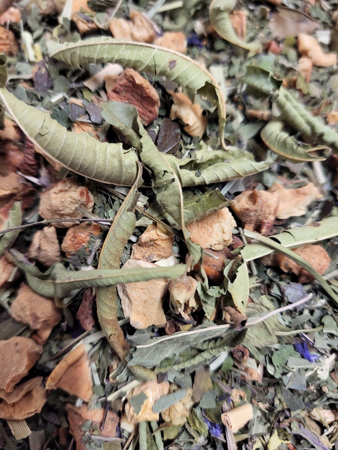 Frühlingskräutertee