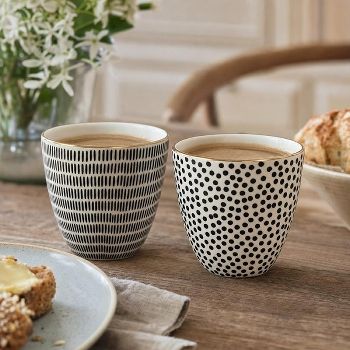 Becher, Stoneware, 9,2x9x8,7 cm 2 sortiert, Inhalt: je 0,265 l
