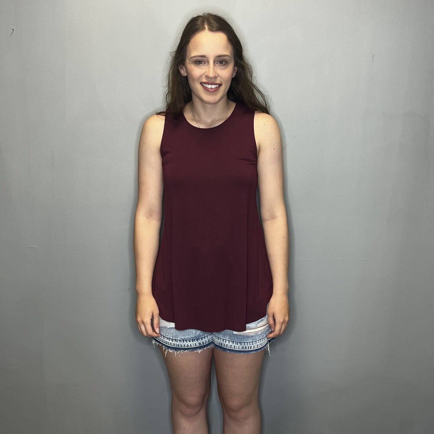 Casual sleeveless top