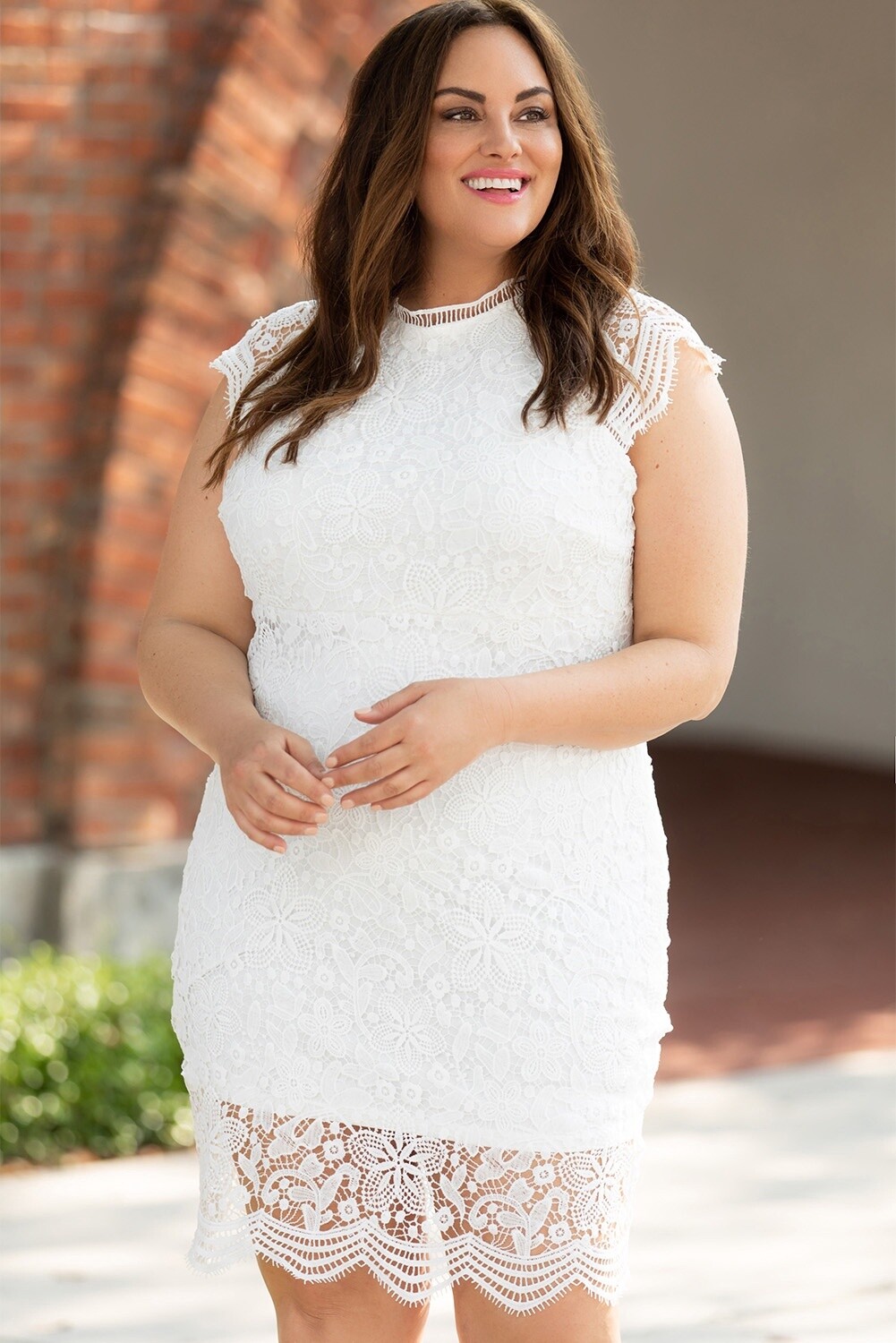 White Plus Size Lace Cap Sleeveless Bodycon Midi Dress