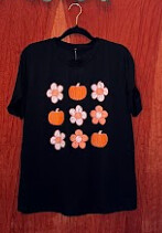 Black Pumpkin Flower Print Short Sleeve Graphic Top