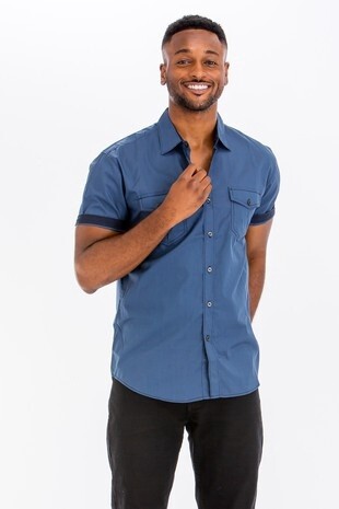 Men&#39;s Classic Short Sleeve Button Down
