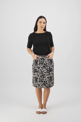 Vassalli Lined Knee Length Skirt with Back Vent Manhattan