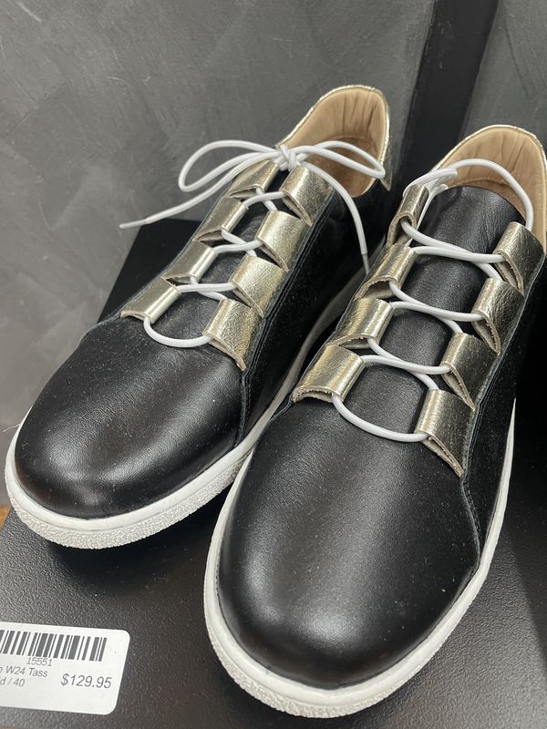 Rilassare W24 Tass Black/Gold