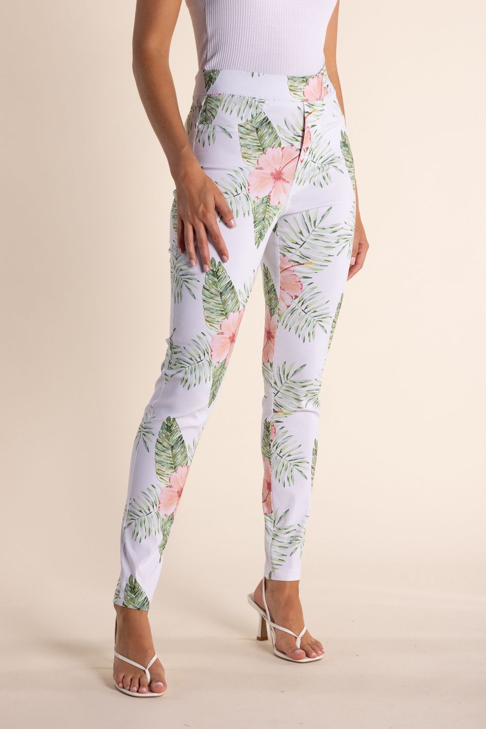 Two T&#39;s Tropical Pant Pull On