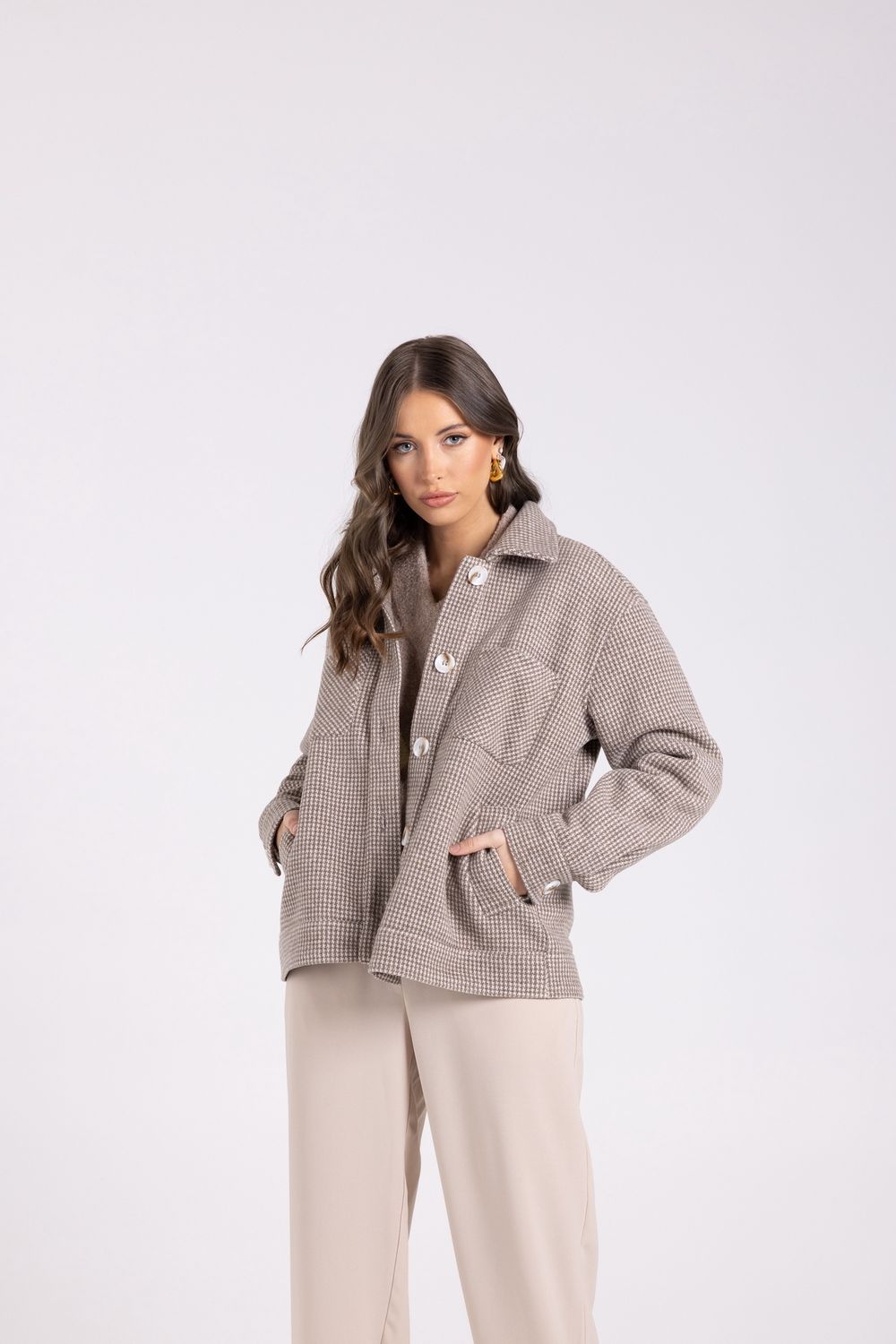 Two T&#39;s Houndstooth Shacket Espresso Check