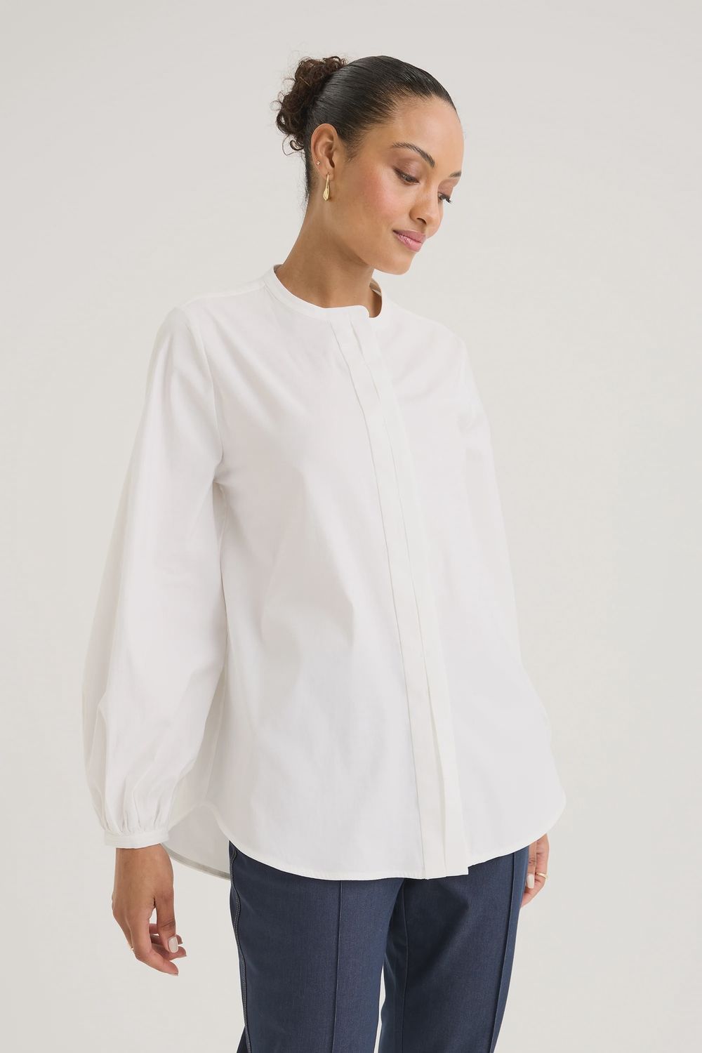 Yarra Trail Mantle Top White