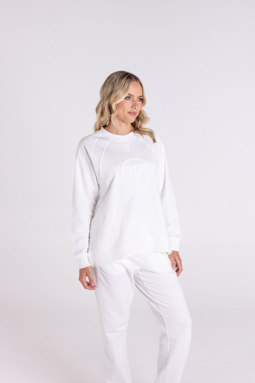 Two T&#39;s Sweater with Raw Logo White