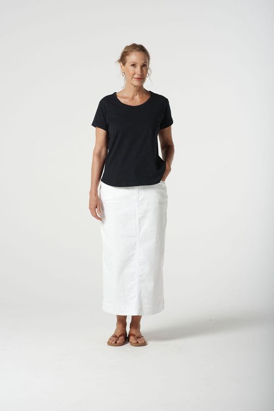 Goondiwindi Crew Neck Tee Black
