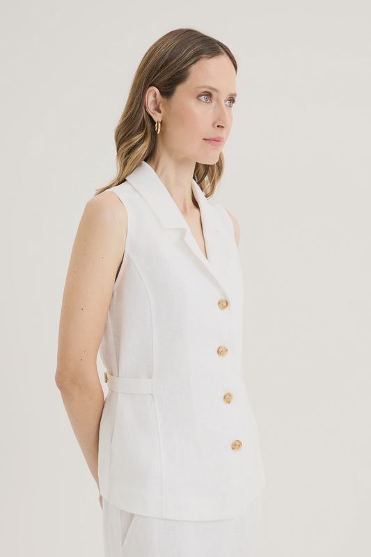 Yarra Trail Caper Vest White