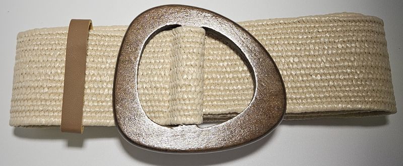 Hinako Timber Oblong Belt Natural