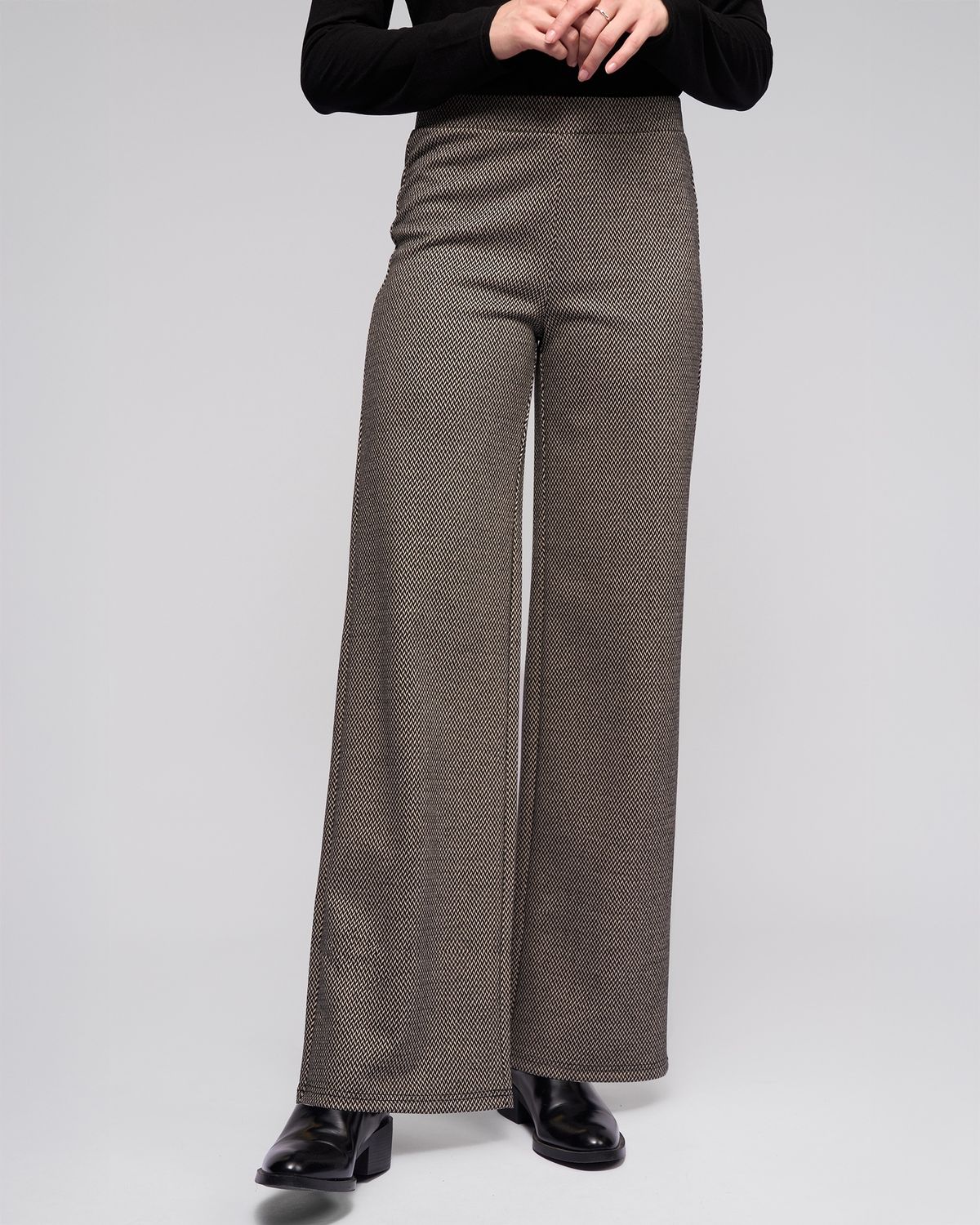 Vassalli Loft Pull On Knox