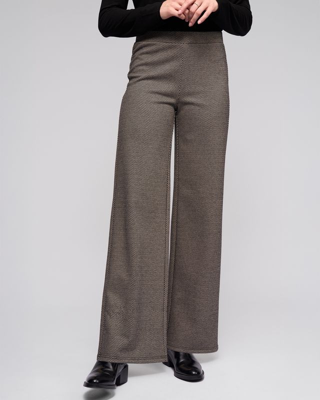 Vassalli Loft Pull On Knox