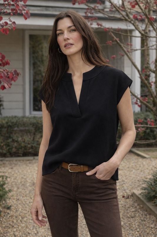 See Saw V Neck Top Black