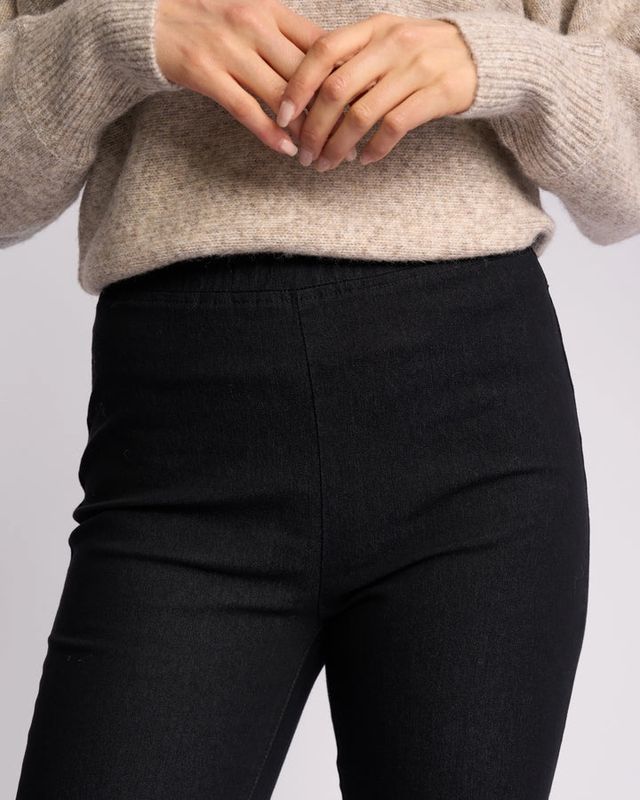 Vassalli Origin Pull On Skinny Leg Full Length Denim Black