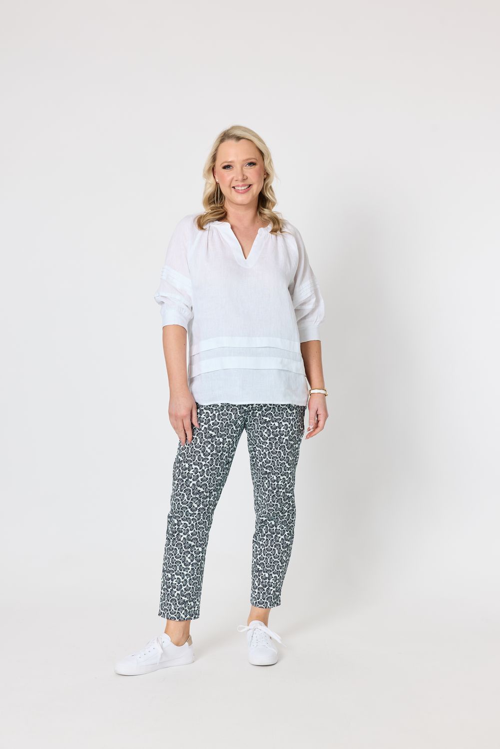 Gordon Smith Oasis Print Pant Navy/White