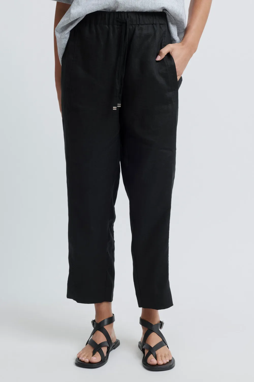 Yarra Trail Tirari Slim Pant Black