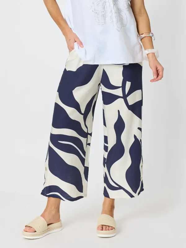 Clarity Bay Leaf Print Pant