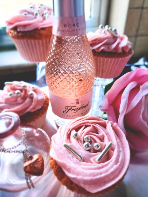 Rosé Sparkle Elegance