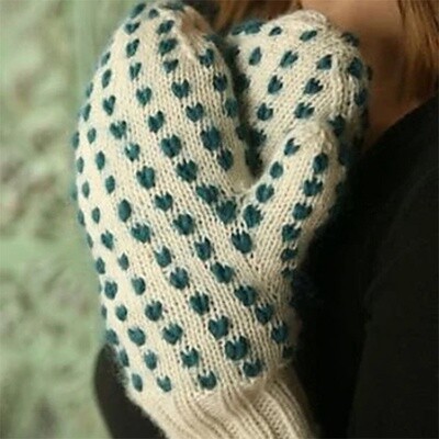 Stuffed Stadium Mittens kit, Stuffed Stadium Mittens, mittens kit, knit mittens kit, knit mittens, thrummed knit mittens kit, thrummed knit mittens, worsted weight yarn, roving, thrumming