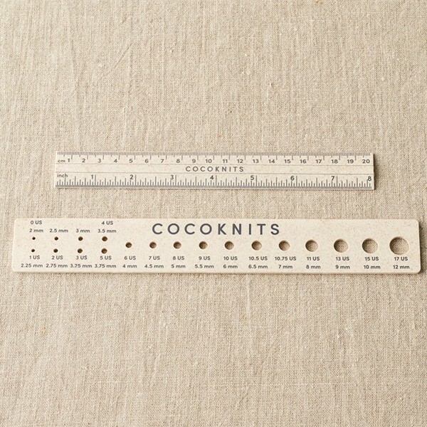 Cocoknits Ruler &amp; Gauge Set, front