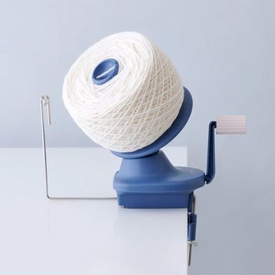 Clover Yarn Ball Winder