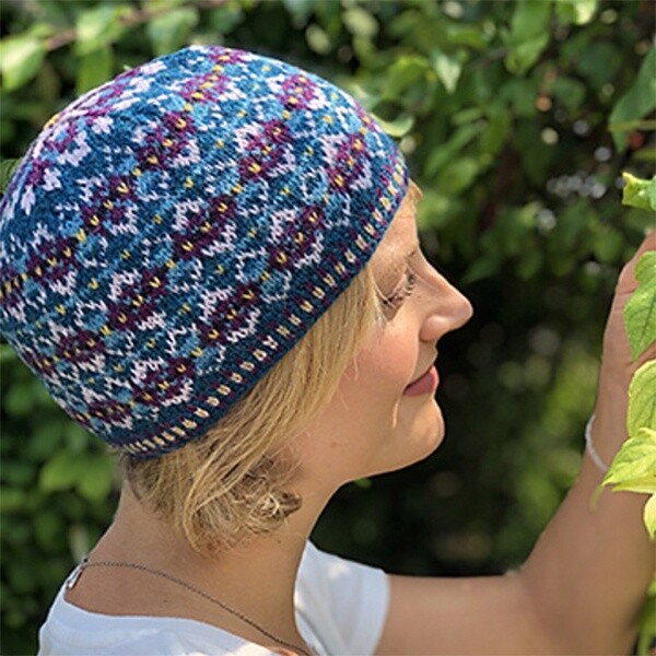 Violets Fair Isle Hat kit, Violets Fair Isle hat, Fair Isle hat, knit hat, hat kit, cap kit, knit hat kit, knit hat, Fair Isle hat kit, Fair Isle hat, colorful hat, Jamieson's of Sheland Spindrift, Spindrift, Shetland Wool