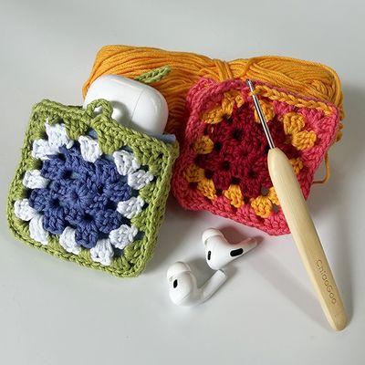 Crochet Day 2026 - Granny Square Pouch