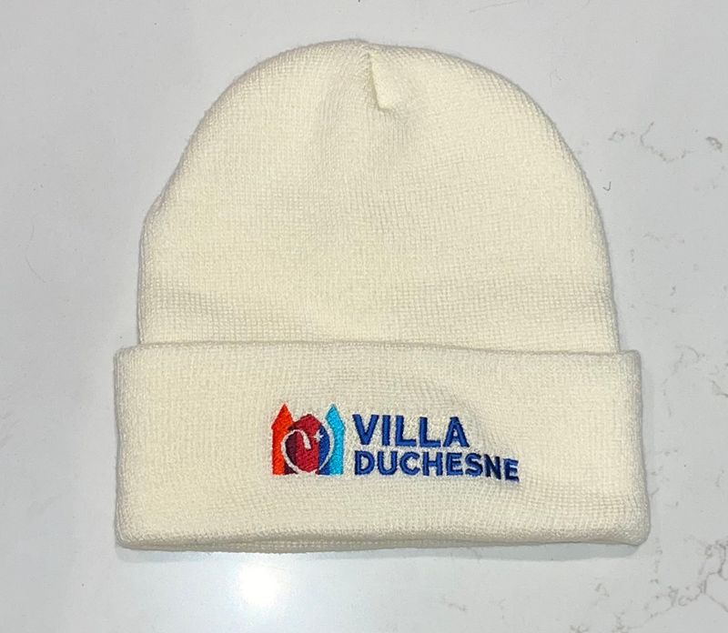 Youth Ivory Beanie w Horizontal Logo
