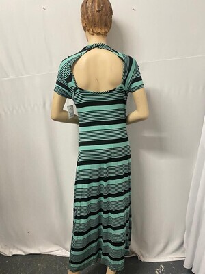 Key Hole Twist Back Short Sleeve Dress