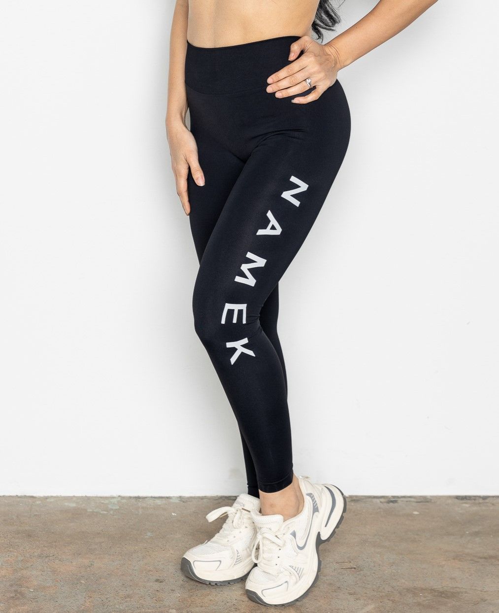 Namek ELEVATED High waisted Butt Lifting V Back Waist Seamless Full Length Legging - Black
