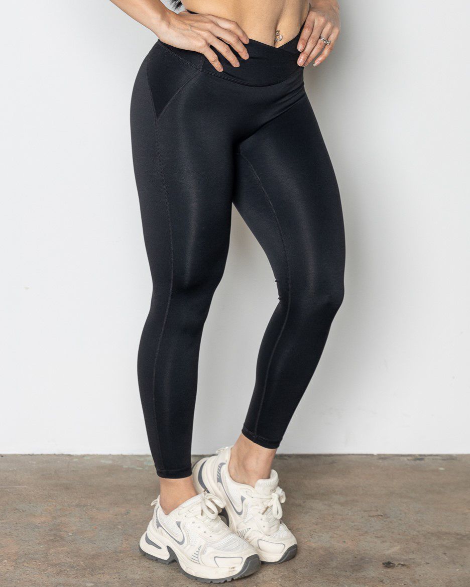 Namek ELEVATED Cross over band Full Length Legging -Black
