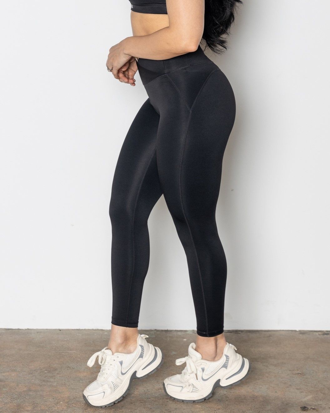 Namek ELEVATED Cross over band Full Length Legging -Black