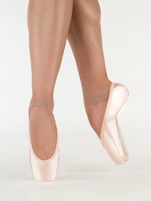Suffolk Sterling Pointe Shoe