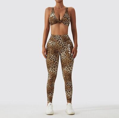 Catt Prints in leopard - legging and bra set - Medium