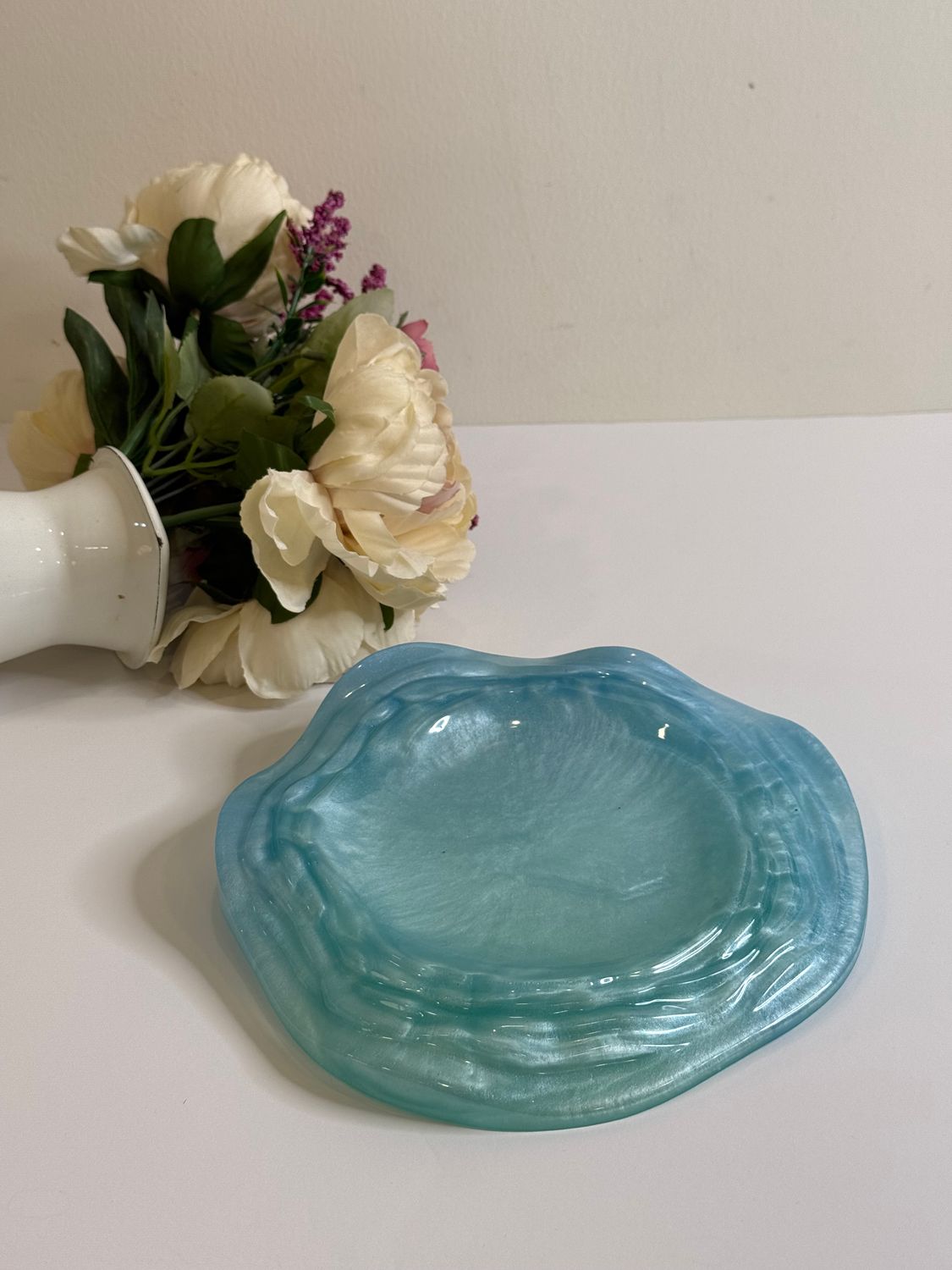 Epoxy Flower Tray - Light Blue