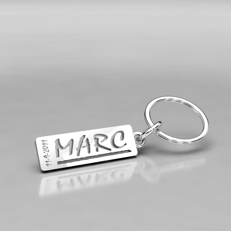 LLAVERO PLATA CON UNO O VARIOS NOMBRES TOTALMENTE PERSONALIZABLE
