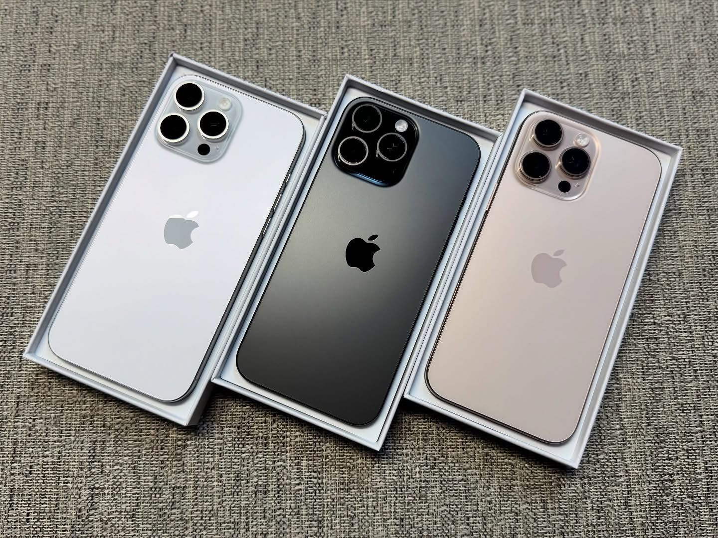 iPhone 16 Pro Max