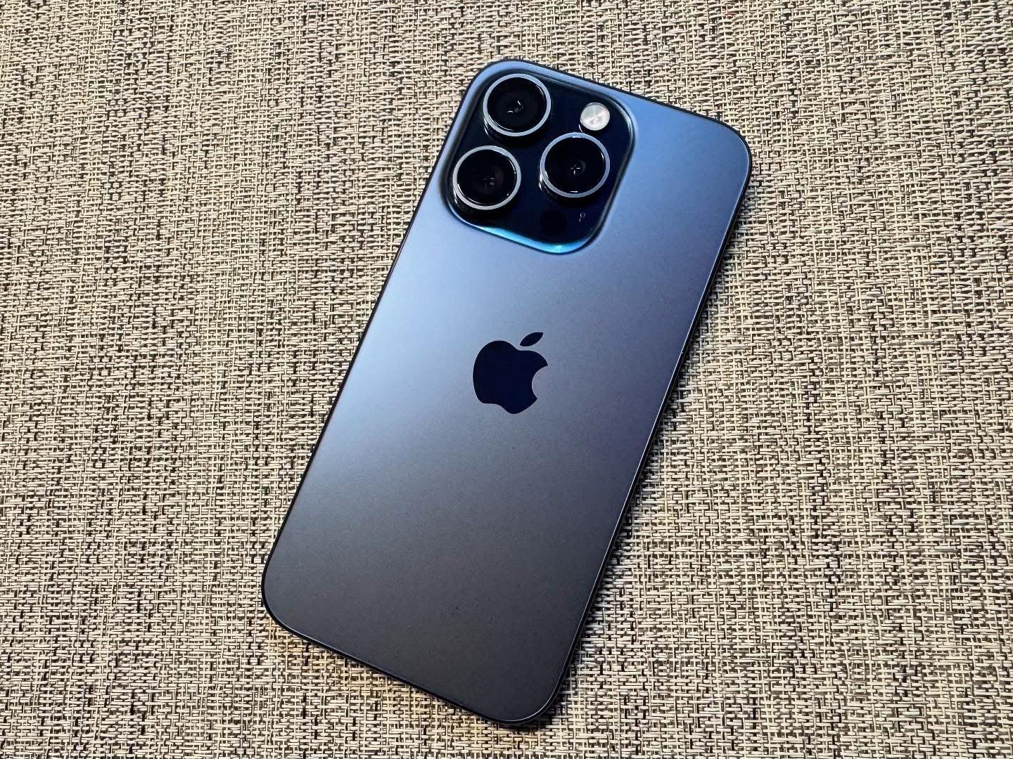 iPhone 15 Pro