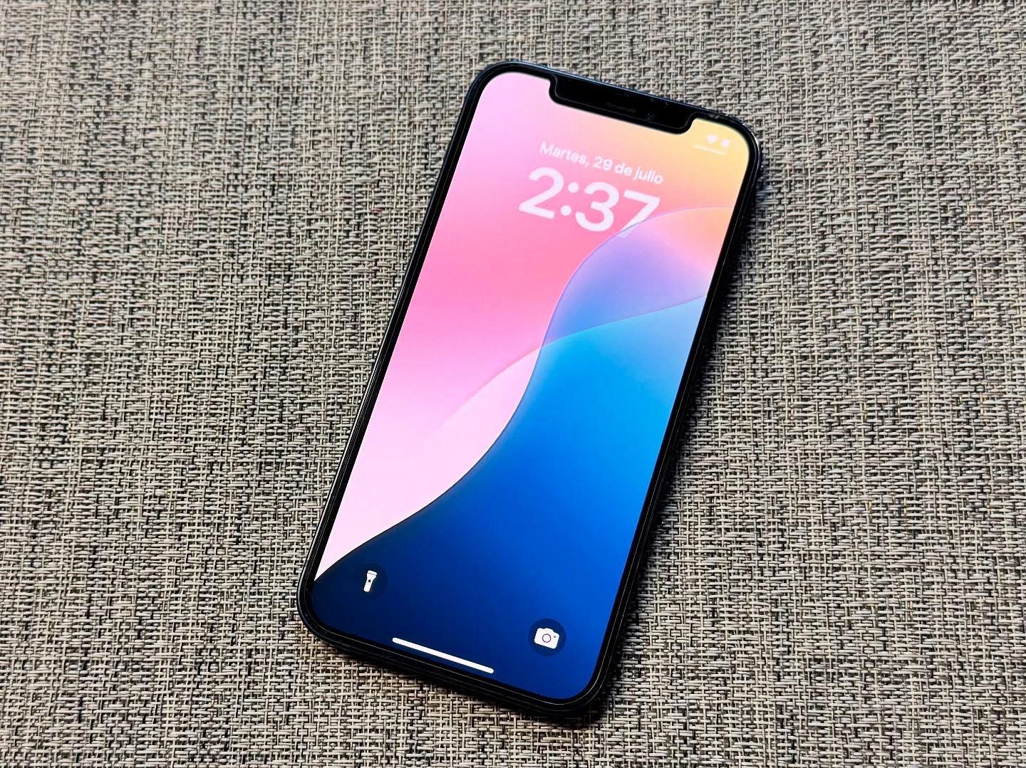 iPhone 12
