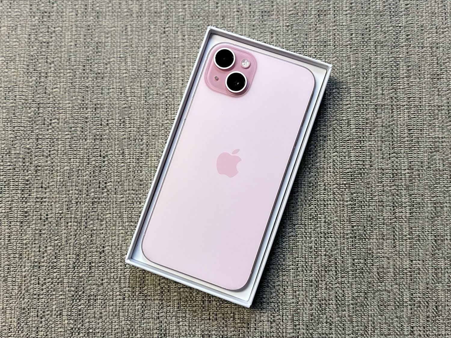 iPhone 15 Plus