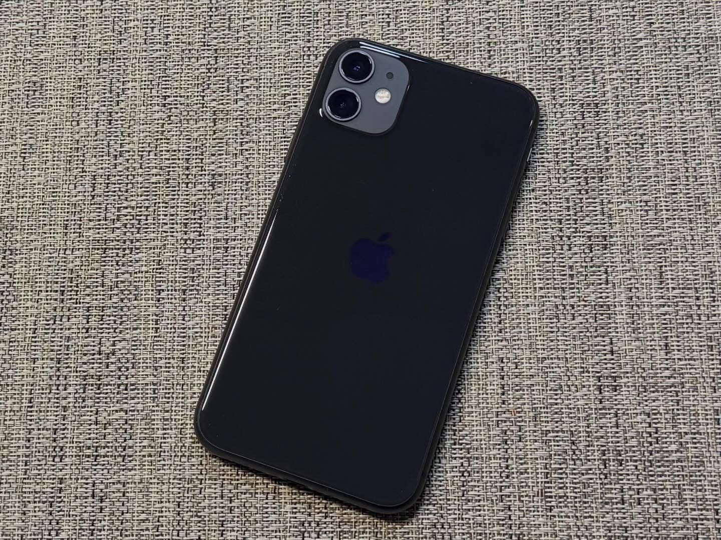 iPhone 11