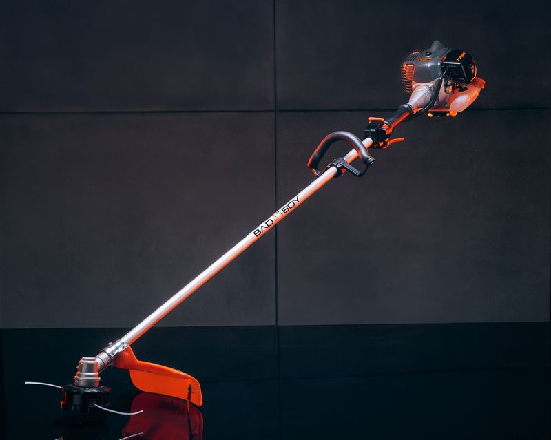 ST300T GAS STRING TRIMMER