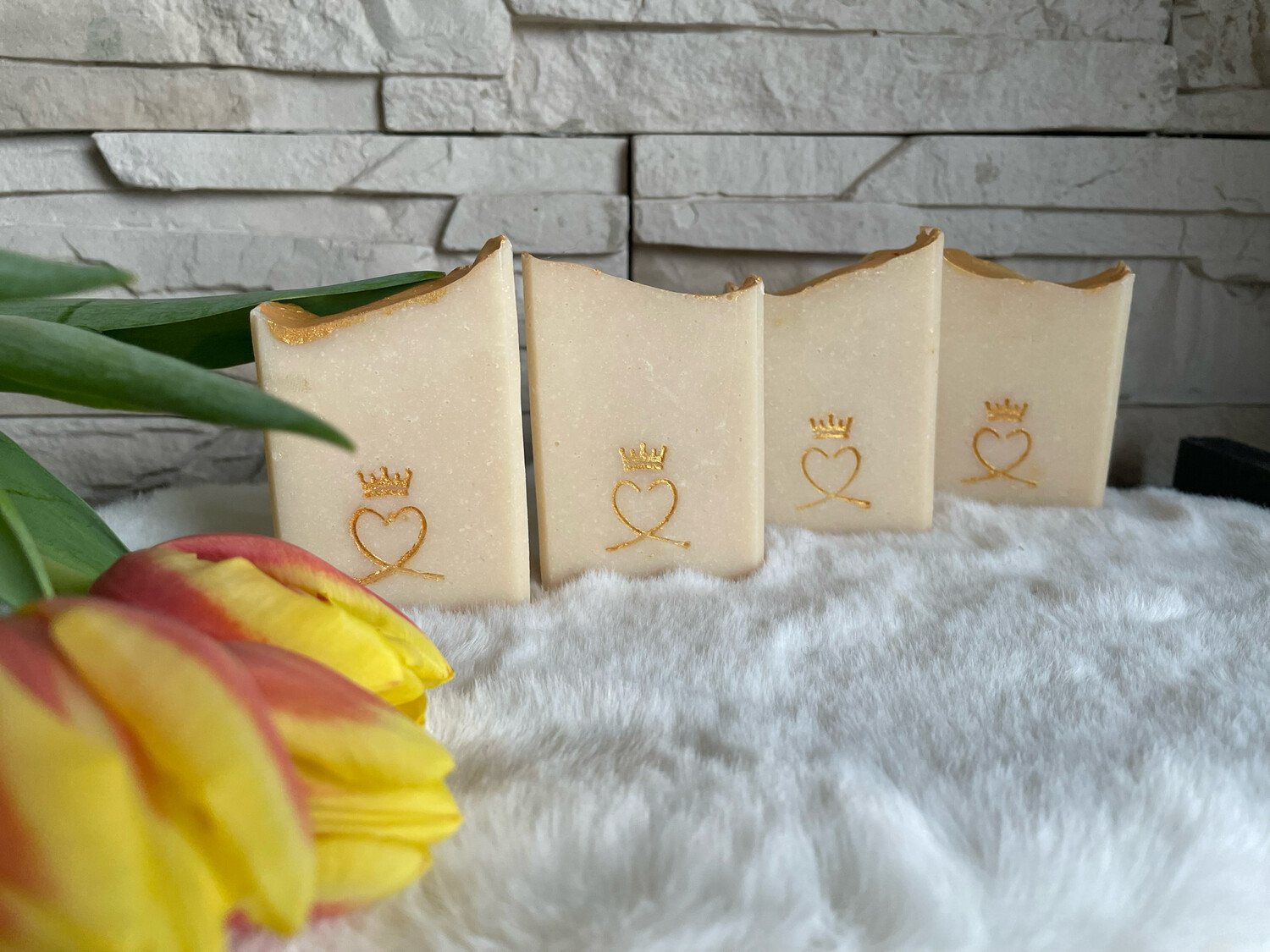 Kokosschön Naturseife mit Bio Kokoswasser & Bio Kokosmilch (vegan)