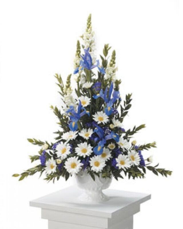 Glass Vase Floral Arrangement 17